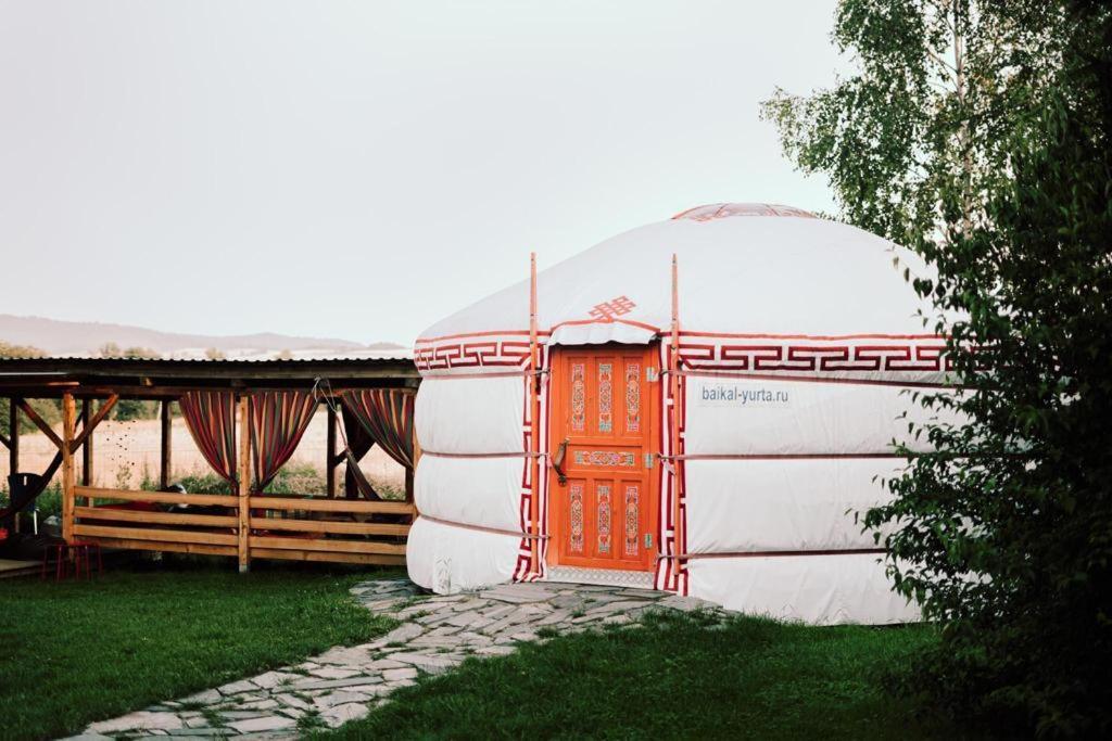 Caloroczne Jurty Mongolskie - "Domy Slonca" Клодзко Экстерьер фото